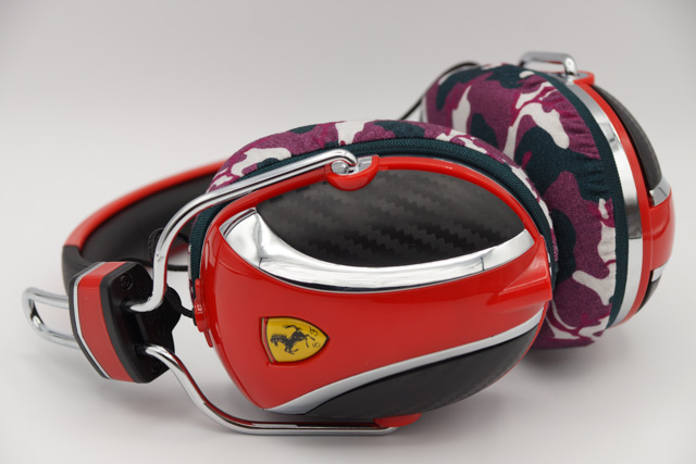 Ferrari by Logic3 Scuderia P200のイヤーパッド与mimimamo兼容 
