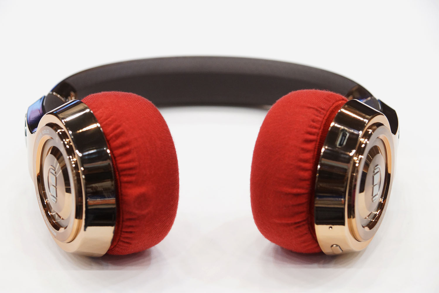 MONSTER ELEMENTS WIRELESS ON-EARのイヤーパッド与mimimamo兼容 
