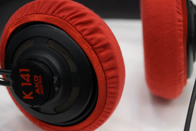 AKG K141 Monitor /2のイヤーパッド与mimimamo兼容 
