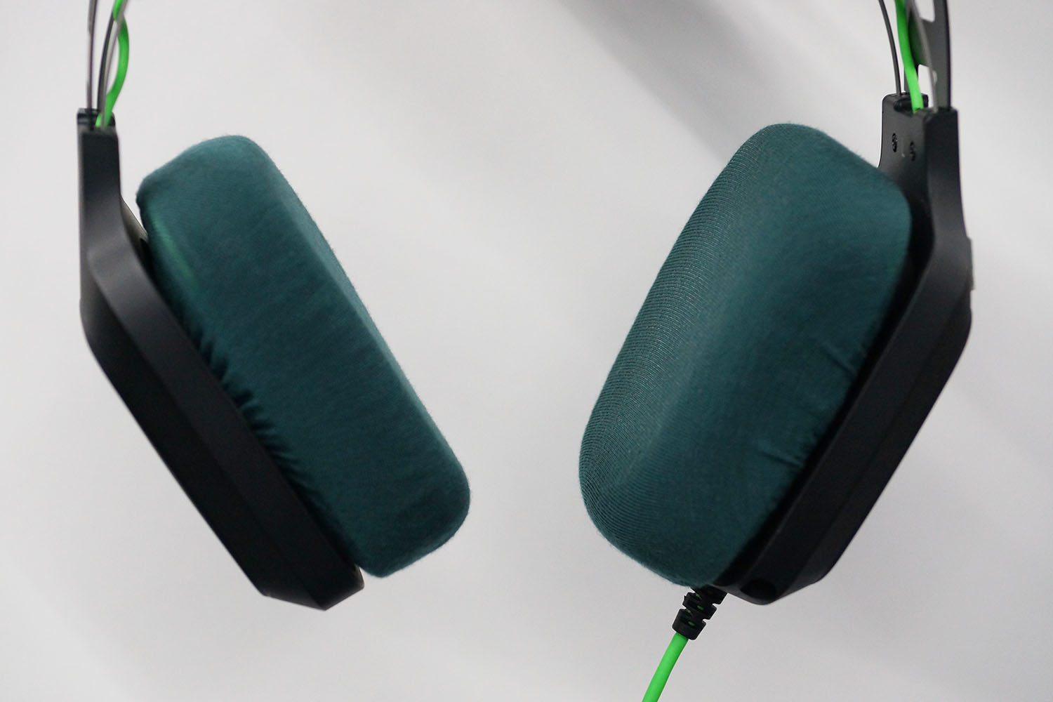 Razer V2 USB earpad repair and Super Stretch Headphone Cover mimimamo