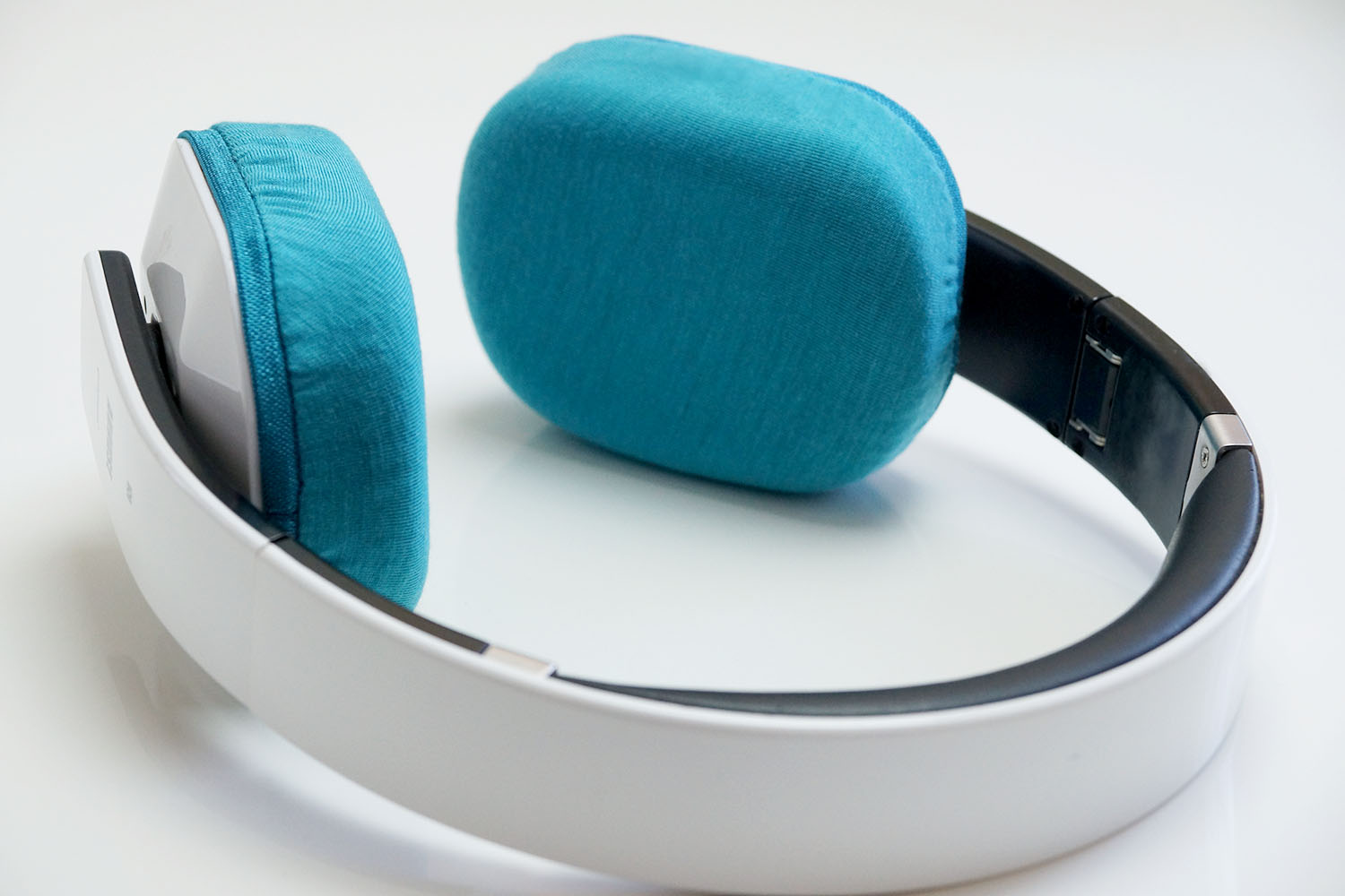 August EP650 ear pads compatible with mimimamo