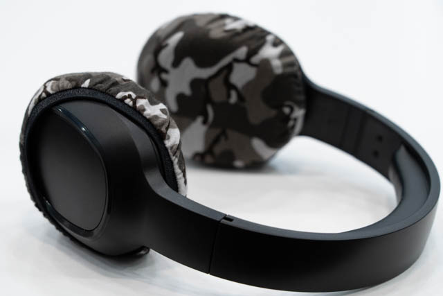 Actual fit test photo 7 of mimimamo Size L Super Stretch Headphone Covers on FSC FS-BTHD01