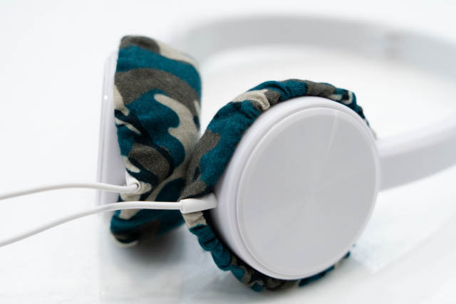 Actual fit test photo 17 of mimimamo Size M Super Stretch Headphone Covers on DAISO HEADPHONES FOLDABLE