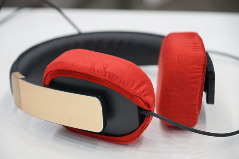 Links IC-Headphone ear pads compatible with mimimamo