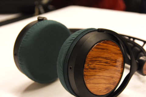 Monolith M560 ear pads compatible with mimimamo