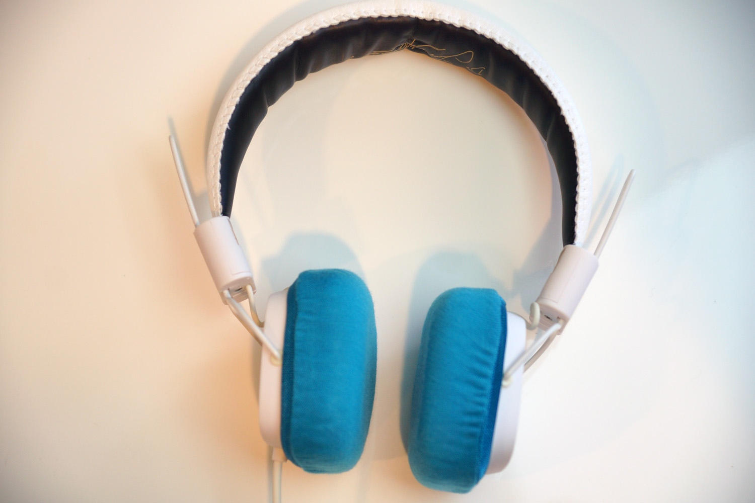 Marshall MAJOR earpad repair and protection: Super Stretch Headphone Cover  mimimamo