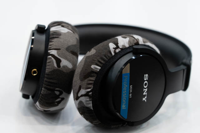 Actual fit test photo 4 of mimimamo Size L Super Stretch Headphone Covers on SONY MDR-M1Q