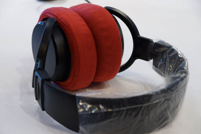 NEEWER NW-200 ear pads compatible with mimimamo