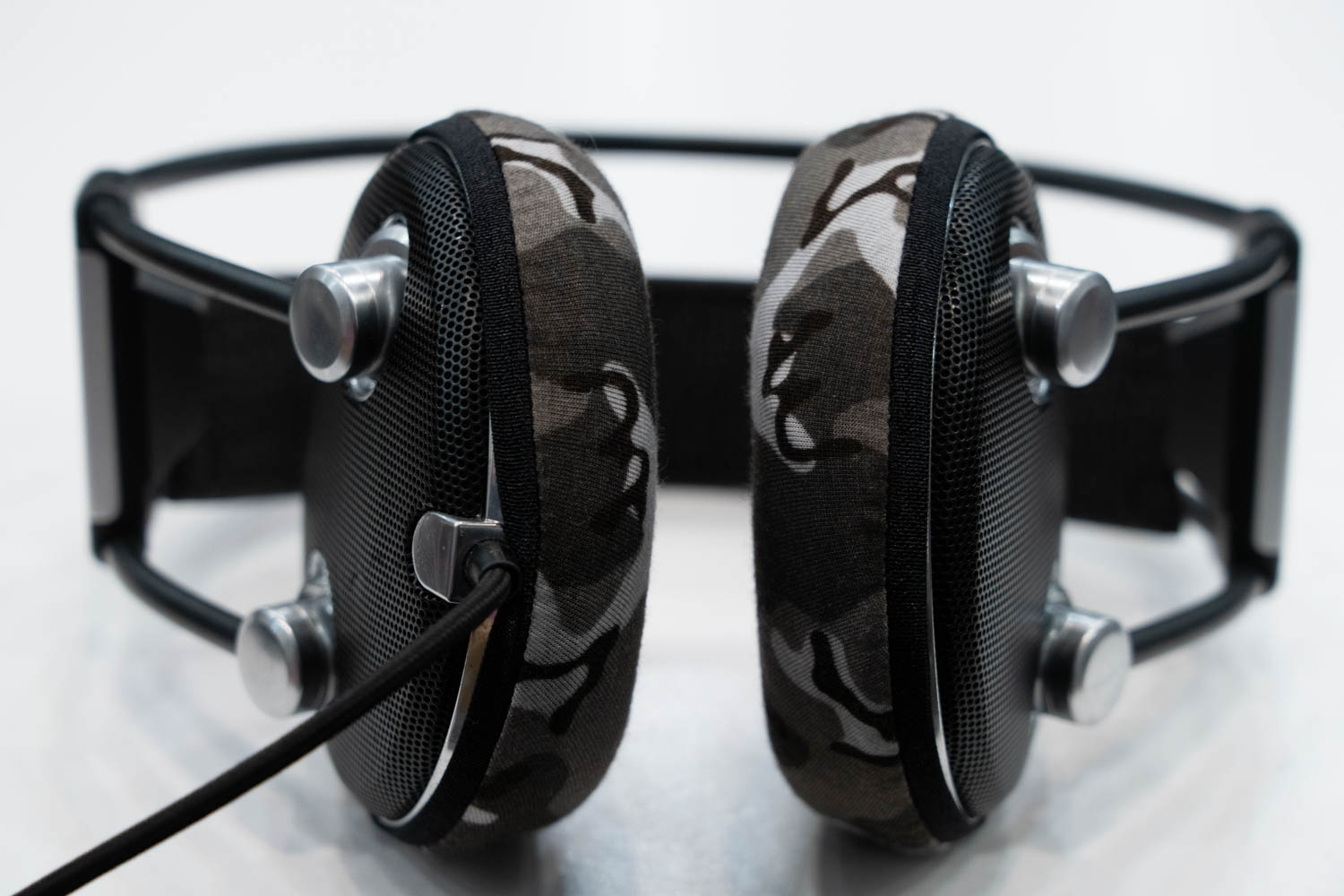Actual fit test photo 1 of mimimamo Size L Super Stretch Headphone Covers on Pioneer SE-A1000
