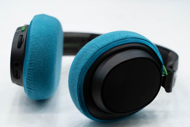 Actual fit test photo 4 of mimimamo Size L Super Stretch Headphone Covers on Skullcandy SLYR PRO