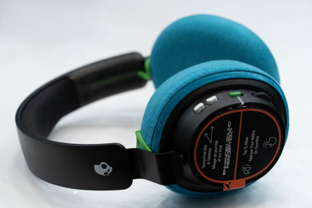 Actual fit test photo 12 of mimimamo Size L Super Stretch Headphone Covers on Skullcandy SLYR PRO