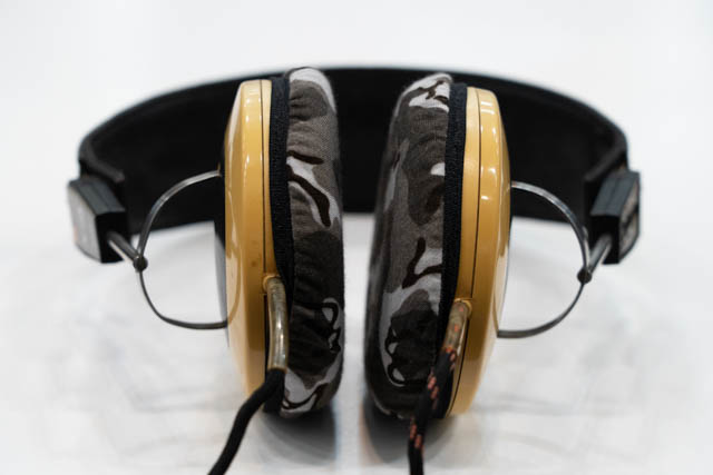 Actual fit test photo 3 of mimimamo Size L Super Stretch Headphone Covers on NAPOLEX X-23