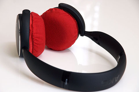 AKG 1Pair Soft Leather Ear Pads Soft Sponge Cover Ear Cushion for AKG Y500 Headset 