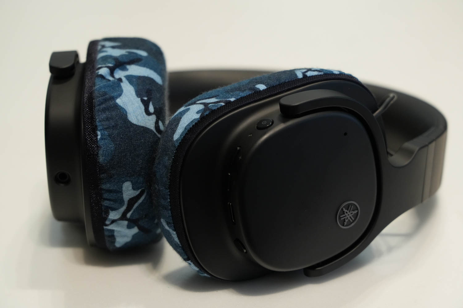 YAMAHA YH-L500A ear pads compatible with mimimamo