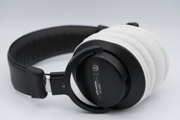 audio-technica ATH-PRO5X のイヤーパッドへの装着例