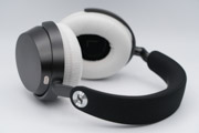 SENNHEISER Momentum 5 のイヤーパッドへの装着例