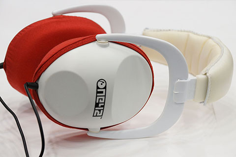 Direct Sound One42 DJ Headphones의 이어패드에 대한 mimimamo의 대응