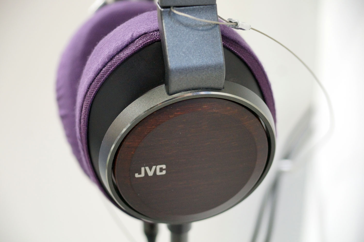 JVC HA-SW01耳墊的維修和保護：耳機保護套mimimamo