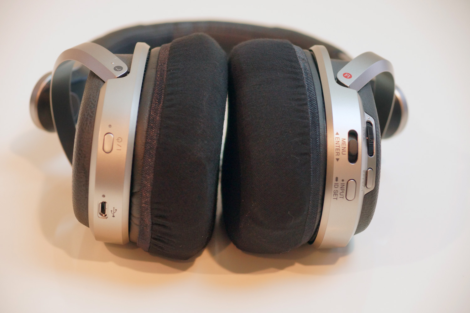 SONY MDR-HW700耳墊的維修和保護：耳機保護套mimimamo
